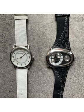 Pair Of Womens Watches Both Watches Run Great A21